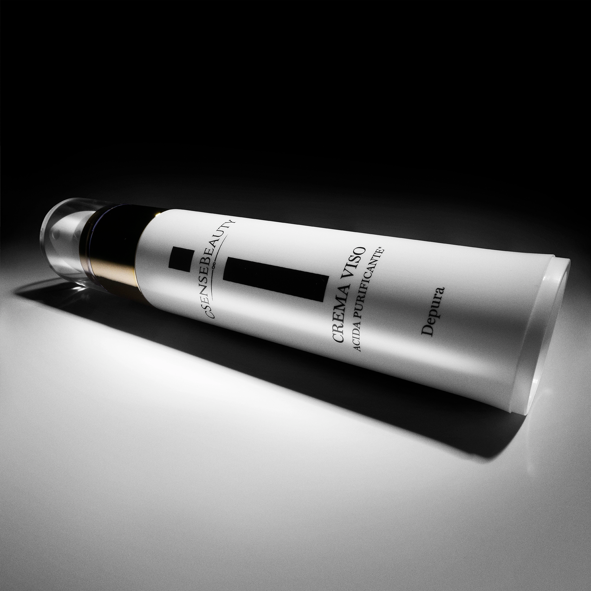 Crema viso in flacone da 50 ml purificante e riequilibrante Made in Italy di cSenseBeauty