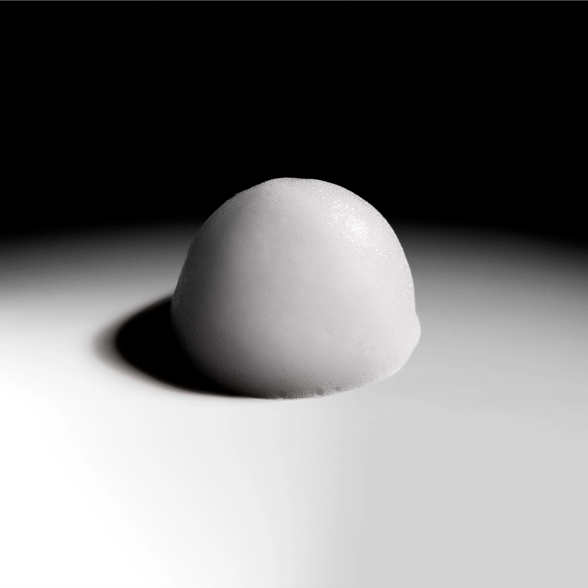 Mousse detergente in flacone da 150 ml astringente e opacizzante Made in Italy di cSenseBeauty