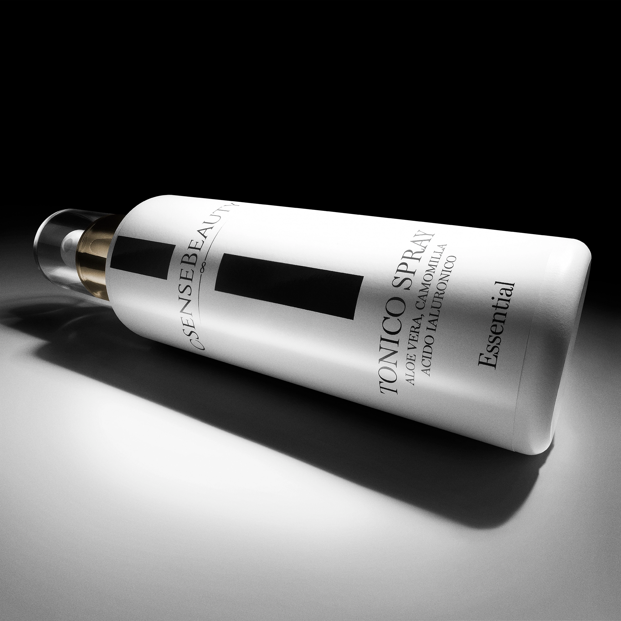 Tonico viso in flacone da 250 ml idratante e tonificante Made in Italy di cSenseBeauty